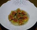 Foto del paso 2 de la receta: Hojaldre con natillas e higos en almíbar