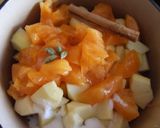 Foto del paso 2 de la receta: Manzana y caquis con chocolate