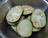 Foto del paso 1 de la receta: Milhojas de berenjena y variado de setas