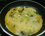 Foto del paso 4 de la receta: Entrante de tortilla de patata con ajos tiernos