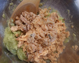 Foto del paso 3 de la receta: Lechuga rellena de salmón y salsa tártara