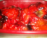 Foto del paso 1 de la receta: Pimientos rojos macerados con aceitunas