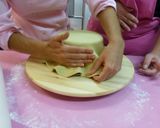 Foto del paso 8 de la receta: Cómo se cubre una tarta con fondant