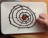 Foto del paso 3 de la receta: Decoración Halloween tela de araña