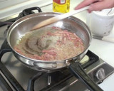 Foto del paso 3 de la receta: Espaguetis a la carbonara de carmen