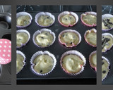 Foto del paso 6 de la receta: Muffins de yogur y perlitas de chocolate