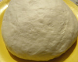 Foto del paso 2 de la receta: Pizza con harina Pureza con levadura (prepizza fácil y rápida)