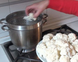 Foto del paso 1 de la receta: Coliflor gratinada con beicon