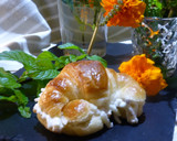Foto del paso 4 de la receta: Canapé minicroissant de ensaladilla