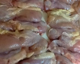 Foto del paso 2 de la receta: Muslos de pollo deshuesado al horno
