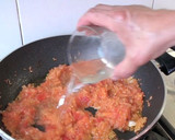 Foto del paso 2 de la receta: Calamares rellenos con carne