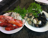 Foto del paso 1 de la receta: Paella de marisco y verduras