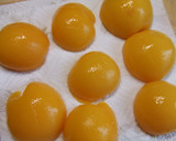 Foto del paso 3 de la receta: Pastel de almendra con melocotones en almíbar