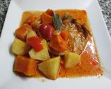 Foto del paso 5 de la receta: Costeletas de cerdo estofadas con papas y batatas