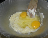 Foto del paso 2 de la receta: Budín con trocitos o chip de chocolate