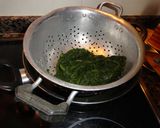 Foto del paso 1 de la receta: Timbal de espinacas con arroz y queso azul