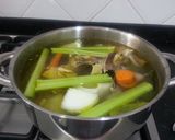 Foto del paso 7 de la receta: Pollo asado con verduras