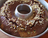 Foto del paso 9 de la receta: Rosca integral marmolada al ron con pistachos y almendras