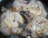 Foto del paso 1 de la receta: Chuletas de cerdo a la pizzaiola