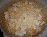 Foto del paso 2 de la receta: Quiche de hojaldre a los 1000 quesos