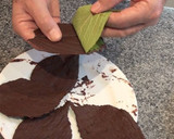 Foto del paso 6 de la receta: Adornos de chocolate para tartas