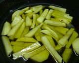 Foto del paso 2 de la receta: Filetes de pavo con patatas fritas