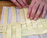 Foto del paso 7 de la receta: Ensalada de piña y nueces en cesta de pasta brisa