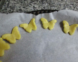 Foto del paso 5 de la receta: Mariposas de galleta para decorar
