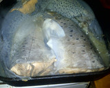 Foto del paso 1 de la receta: Ravioles de trucha a la puentes con sello en salsa de caviar
