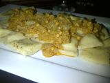 Ravioles de trucha a la puentes con sello en salsa de caviar