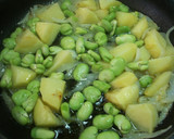Foto del paso 1 de la receta: Habas con patatas al vino