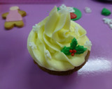 Foto del paso 5 de la receta: Cupcake de vainilla navideño