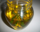 Foto del paso 1 de la receta: Aceite al romero fresco