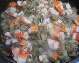 Foto del paso 3 de la receta: Berenjenas gratinadas con verduras y surimi