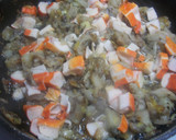 Foto del paso 3 de la receta: Berenjenas gratinadas con verduras y surimi