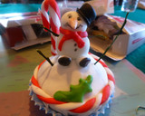 Foto del paso 7 de la receta: Cupcake navideño de muñeco de nieve