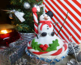 Foto del paso 8 de la receta: Cupcake navideño de muñeco de nieve