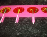 Foto del paso 3 de la receta: Piruletas decoradas