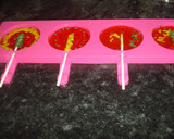 Foto del paso 3 de la receta: Piruletas decoradas