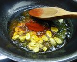 Foto del paso 4 de la receta: Garbanzos con rape y pimentón