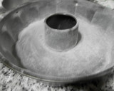 Foto del paso 3 de la receta: Bizcocho con melocotón
