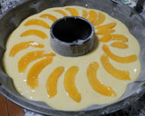 Foto del paso 4 de la receta: Bizcocho con melocotón