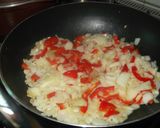 Foto del paso 1 de la receta: Arroz con salsa de mariscos