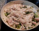 Foto del paso 4 de la receta: Hojaldre con espárragos verdes