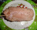 Foto del paso 2 de la receta: Rollitos de pollo rellenos de jamón york y queso
