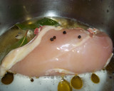 Foto del paso 2 de la receta: Pechuga cocida con cerveza