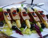 Foto del paso 4 de la receta: Ensalada de espárragos, ventresca y pimientos