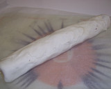 Foto del paso 4 de la receta: Piruletas de hojaldre con york y queso