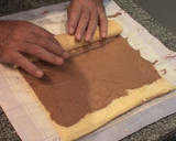 Foto del paso 14 de la receta: Brazo de gitano relleno de trufa y chocolate