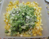 Foto del paso 2 de la receta: Ensalada de fruta navideña